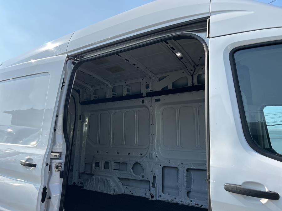 2023 Ford Transit Cargo Van T-250 148" Hi Rf 9070 GVWR RWD, available for sale in West Hempstead, New York | Only Vans Inc. West Hempstead, New York 2023 Ford Transit Cargo Van T-250 148" Hi Rf 9070 GVWR RWD, available for sale in West Hempstead, New York | Only Vans Inc. West Hempstead, New York
