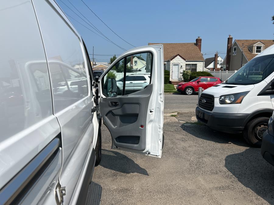 2018 Ford Transit Van T-250 148" Low Rf 9000 GVWR Sliding RH Dr, available for sale in West Hempstead, New York | Only Vans Inc. West Hempstead, New York 2018 Ford Transit Van T-250 148" Low Rf 9000 GVWR Sliding RH Dr, available for sale in West Hempstead, New York | Only Vans Inc. West Hempstead, New York