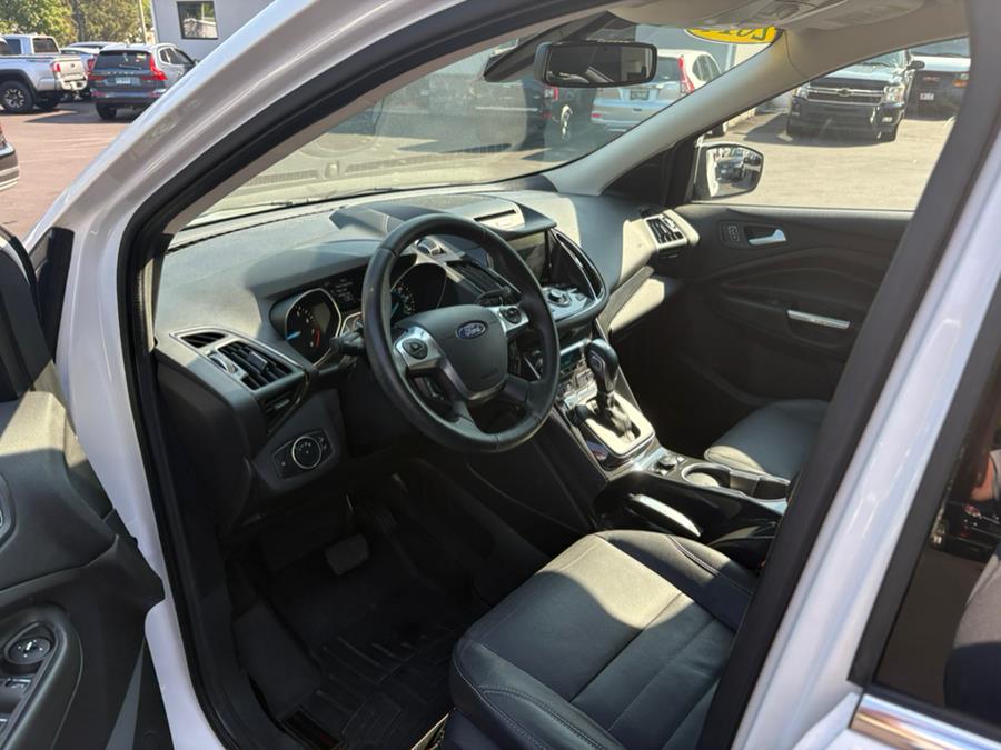 2014 Ford Escape 4WD 4dr Titanium, available for sale in Branford, Connecticut | J&E Auto Sales LLC. Branford, Connecticut 2014 Ford Escape 4WD 4dr Titanium, available for sale in Branford, Connecticut | J&E Auto Sales LLC. Branford, Connecticut
