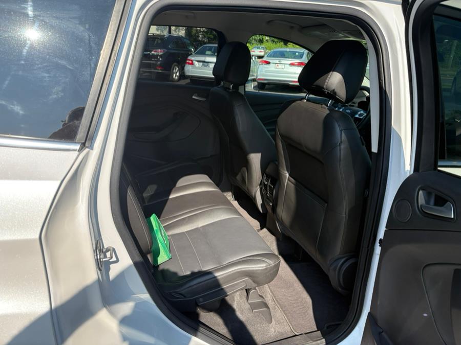 2014 Ford Escape 4WD 4dr Titanium, available for sale in Branford, Connecticut | J&E Auto Sales LLC. Branford, Connecticut 2014 Ford Escape 4WD 4dr Titanium, available for sale in Branford, Connecticut | J&E Auto Sales LLC. Branford, Connecticut