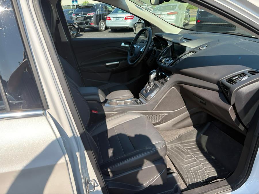 2014 Ford Escape 4WD 4dr Titanium, available for sale in Branford, Connecticut | J&E Auto Sales LLC. Branford, Connecticut 2014 Ford Escape 4WD 4dr Titanium, available for sale in Branford, Connecticut | J&E Auto Sales LLC. Branford, Connecticut