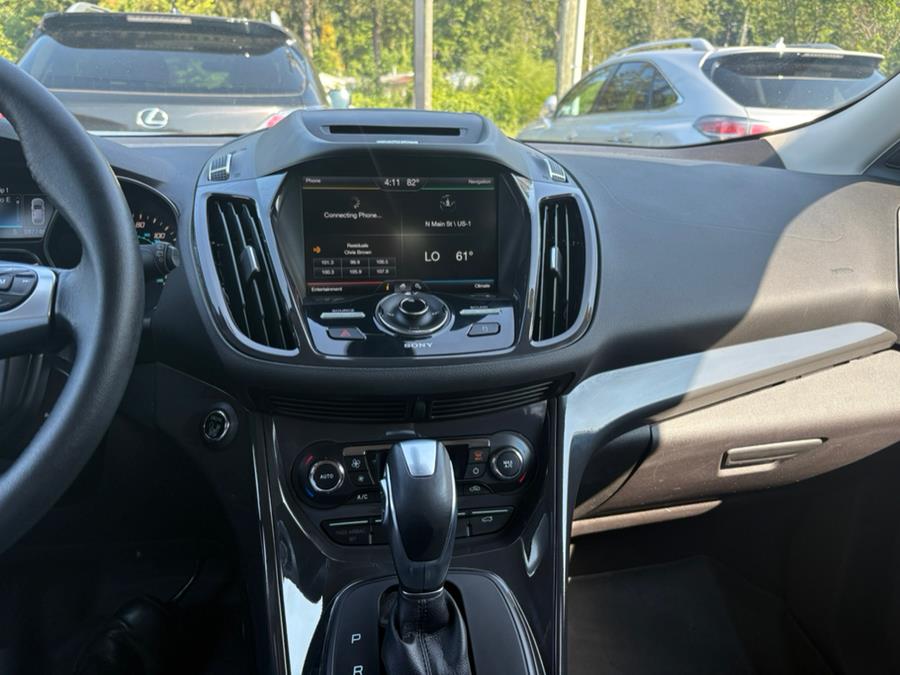 2014 Ford Escape 4WD 4dr Titanium, available for sale in Branford, Connecticut | J&E Auto Sales LLC. Branford, Connecticut 2014 Ford Escape 4WD 4dr Titanium, available for sale in Branford, Connecticut | J&E Auto Sales LLC. Branford, Connecticut