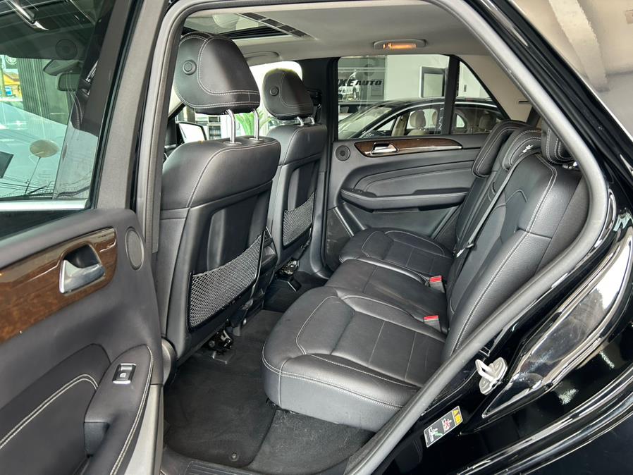 2015 Mercedes-Benz M-Class 4MATIC 4dr ML 350, available for sale in Jersey City, New Jersey | Luxe Auto Galleria. Jersey City, New Jersey 2015 Mercedes-Benz M-Class 4MATIC 4dr ML 350, available for sale in Jersey City, New Jersey | Luxe Auto Galleria. Jersey City, New Jersey
