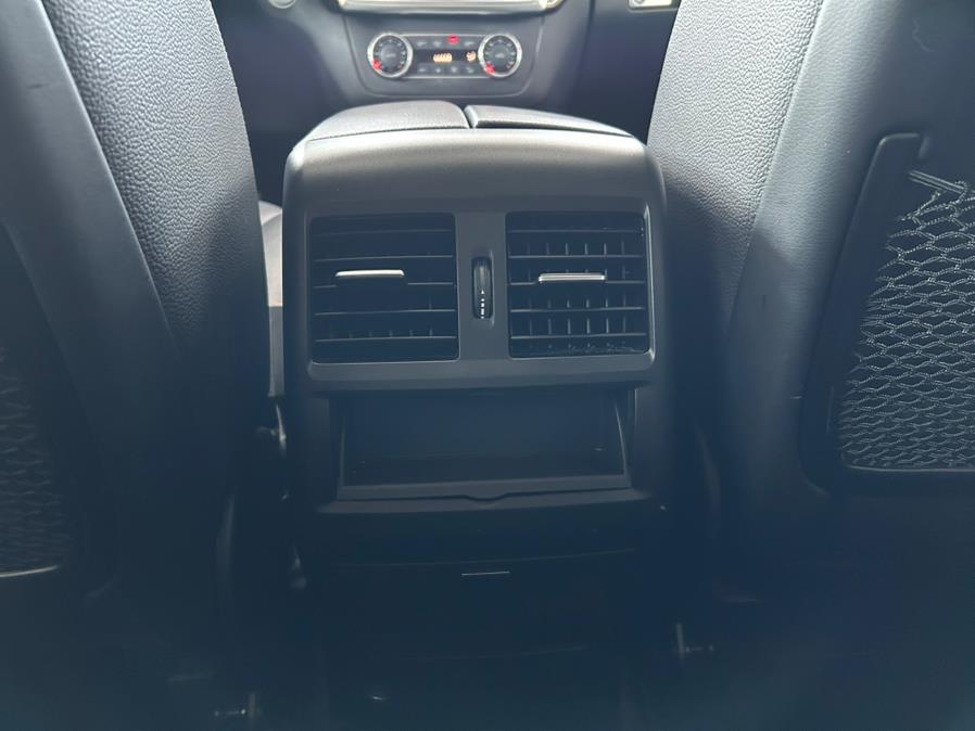 2015 Mercedes-Benz M-Class 4MATIC 4dr ML 350, available for sale in Jersey City, New Jersey | Luxe Auto Galleria. Jersey City, New Jersey 2015 Mercedes-Benz M-Class 4MATIC 4dr ML 350, available for sale in Jersey City, New Jersey | Luxe Auto Galleria. Jersey City, New Jersey