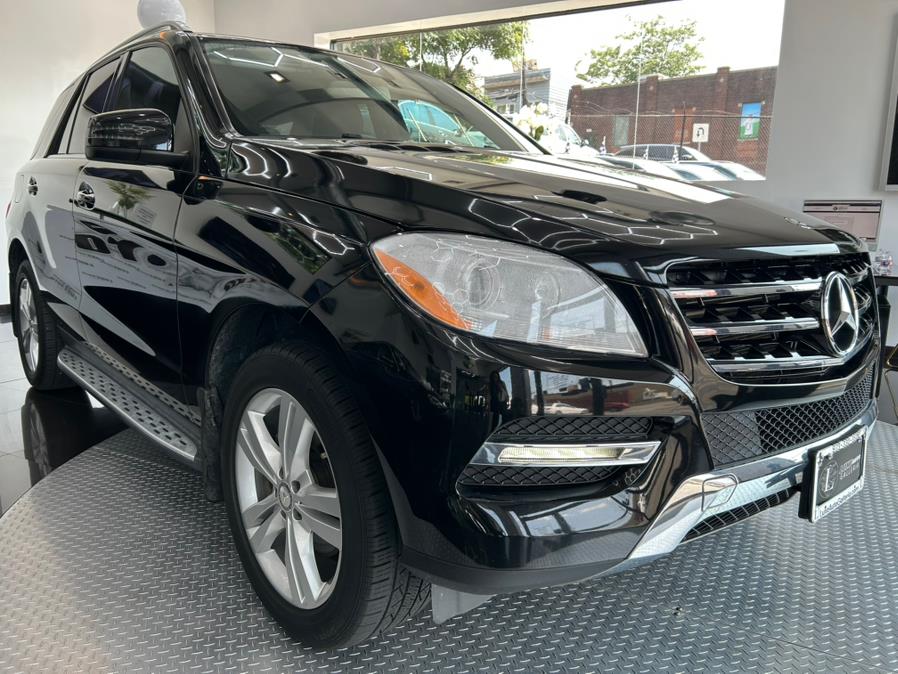 2015 Mercedes-Benz M-Class 4MATIC 4dr ML 350, available for sale in Jersey City, New Jersey | Luxe Auto Galleria. Jersey City, New Jersey 2015 Mercedes-Benz M-Class 4MATIC 4dr ML 350, available for sale in Jersey City, New Jersey | Luxe Auto Galleria. Jersey City, New Jersey