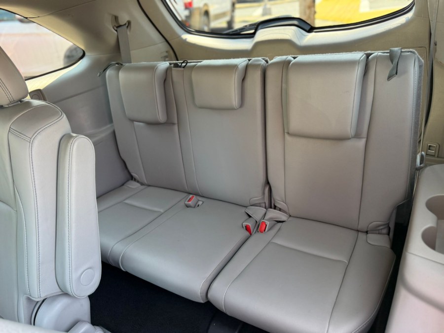 2019 Toyota Highlander XLE, available for sale in Peabody, Massachusetts | New Star Motors. Peabody, Massachusetts 2019 Toyota Highlander XLE, available for sale in Peabody, Massachusetts | New Star Motors. Peabody, Massachusetts