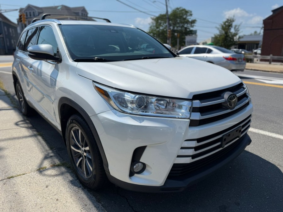 2019 Toyota Highlander XLE, available for sale in Peabody, Massachusetts | New Star Motors. Peabody, Massachusetts 2019 Toyota Highlander XLE, available for sale in Peabody, Massachusetts | New Star Motors. Peabody, Massachusetts