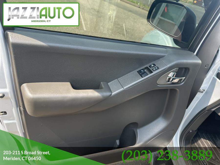 2011 Nissan Frontier 4WD King Cab Manual SV, available for sale in Meriden, Connecticut | Jazzi Auto Sales LLC. Meriden, Connecticut 2011 Nissan Frontier 4WD King Cab Manual SV, available for sale in Meriden, Connecticut | Jazzi Auto Sales LLC. Meriden, Connecticut