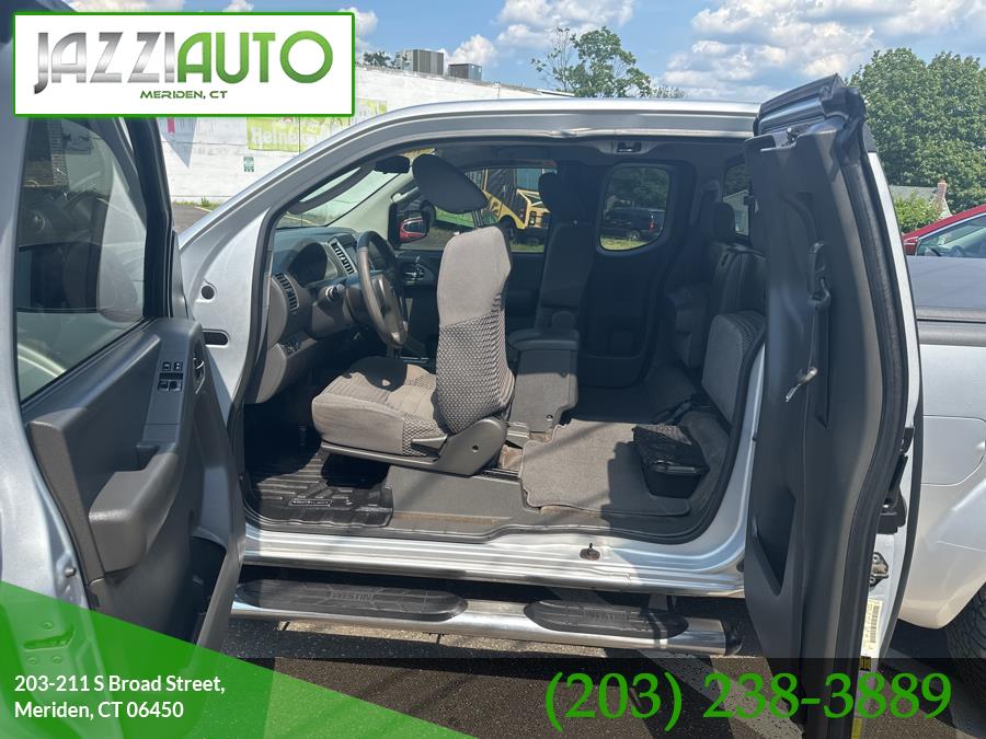 2011 Nissan Frontier 4WD King Cab Manual SV, available for sale in Meriden, Connecticut | Jazzi Auto Sales LLC. Meriden, Connecticut 2011 Nissan Frontier 4WD King Cab Manual SV, available for sale in Meriden, Connecticut | Jazzi Auto Sales LLC. Meriden, Connecticut