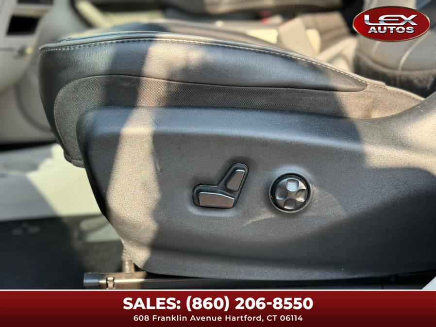 2019 Chrysler Pacifica Limited FWD, available for sale in Hartford, Connecticut | Lex Autos LLC. Hartford, Connecticut 2019 Chrysler Pacifica Limited FWD, available for sale in Hartford, Connecticut | Lex Autos LLC. Hartford, Connecticut