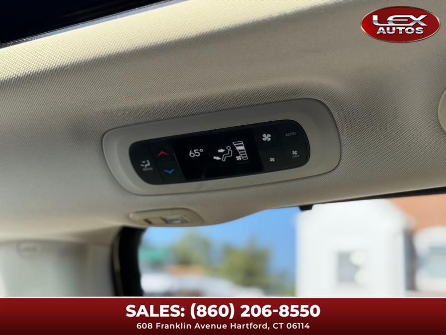 2019 Chrysler Pacifica Limited FWD, available for sale in Hartford, Connecticut | Lex Autos LLC. Hartford, Connecticut 2019 Chrysler Pacifica Limited FWD, available for sale in Hartford, Connecticut | Lex Autos LLC. Hartford, Connecticut