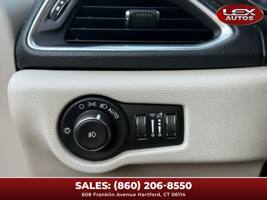 2019 Chrysler Pacifica Limited FWD, available for sale in Hartford, Connecticut | Lex Autos LLC. Hartford, Connecticut 2019 Chrysler Pacifica Limited FWD, available for sale in Hartford, Connecticut | Lex Autos LLC. Hartford, Connecticut