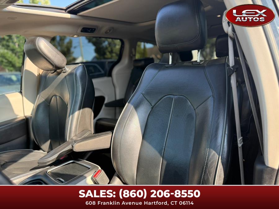 2019 Chrysler Pacifica Limited FWD, available for sale in Hartford, Connecticut | Lex Autos LLC. Hartford, Connecticut 2019 Chrysler Pacifica Limited FWD, available for sale in Hartford, Connecticut | Lex Autos LLC. Hartford, Connecticut