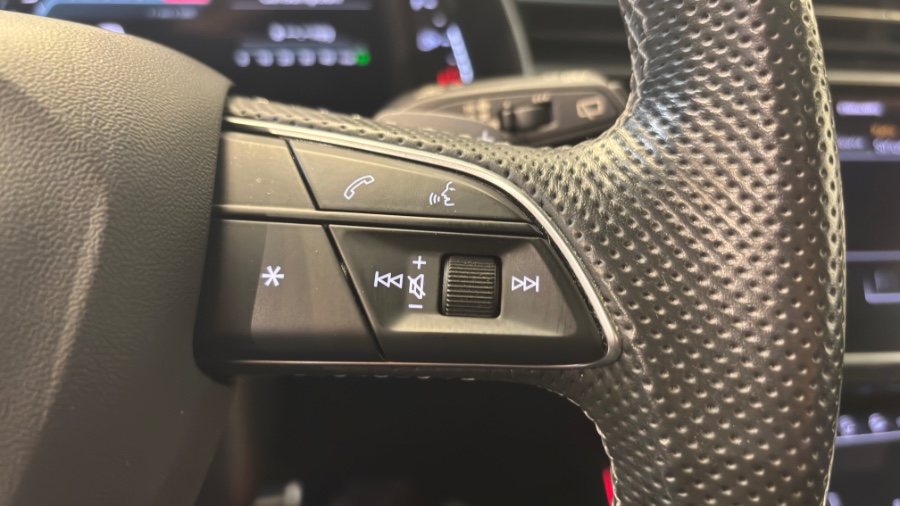 2021 Audi SQ8 Prestige 4.0 TFSI quattro, available for sale in Hillside, New Jersey | Euro Lux Auto. Hillside, New Jersey 2021 Audi SQ8 Prestige 4.0 TFSI quattro, available for sale in Hillside, New Jersey | Euro Lux Auto. Hillside, New Jersey