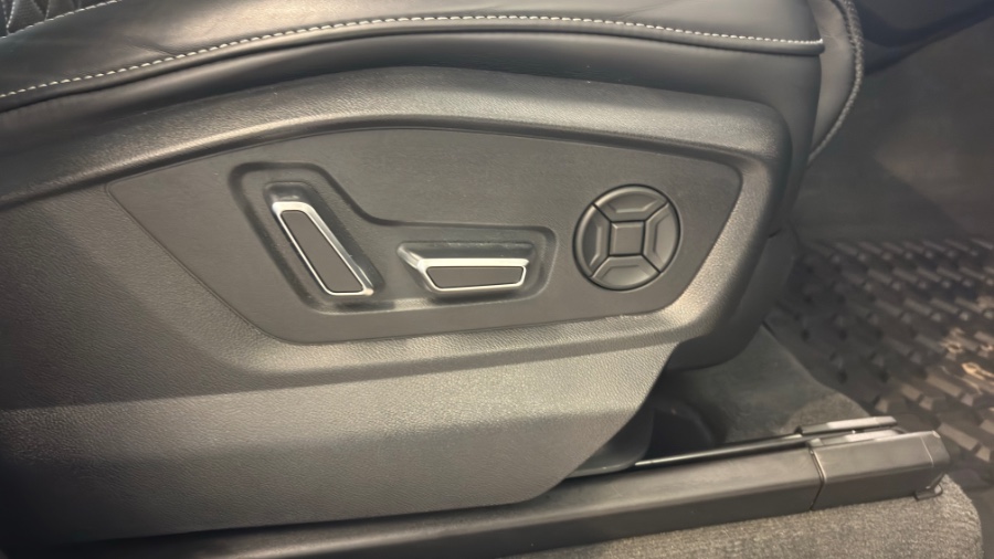 2021 Audi SQ8 Prestige 4.0 TFSI quattro, available for sale in Hillside, New Jersey | Euro Lux Auto. Hillside, New Jersey 2021 Audi SQ8 Prestige 4.0 TFSI quattro, available for sale in Hillside, New Jersey | Euro Lux Auto. Hillside, New Jersey