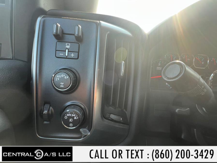 2017 Chevrolet Silverado 1500 4WD Crew Cab 143.5" LT w/2LT, available for sale in East Windsor, Connecticut | Central A/S LLC. East Windsor, Connecticut 2017 Chevrolet Silverado 1500 4WD Crew Cab 143.5" LT w/2LT, available for sale in East Windsor, Connecticut | Central A/S LLC. East Windsor, Connecticut
