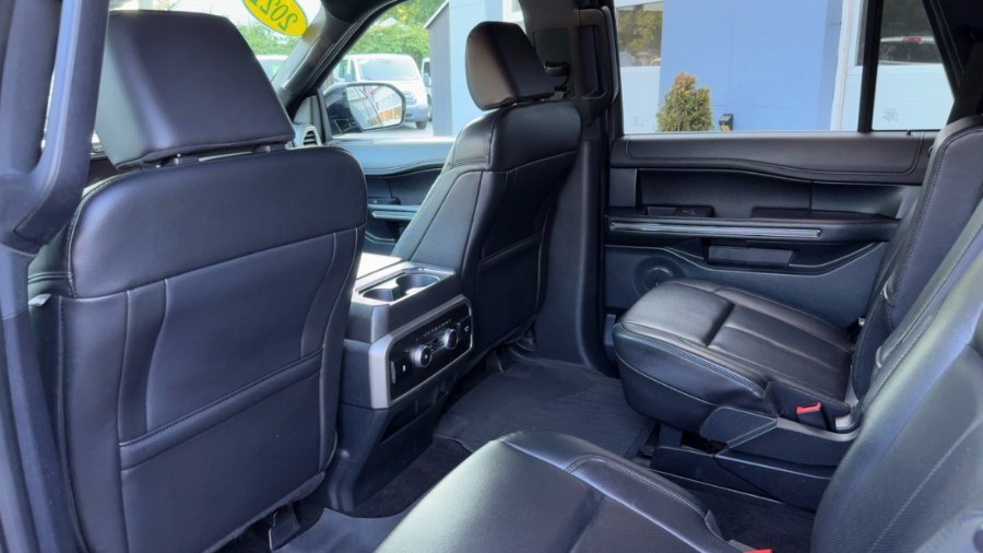 2021 Ford Expedition XLT 4x4, available for sale in Waterbury, Connecticut | West End Automotive Center. Waterbury, Connecticut 2021 Ford Expedition XLT 4x4, available for sale in Waterbury, Connecticut | West End Automotive Center. Waterbury, Connecticut