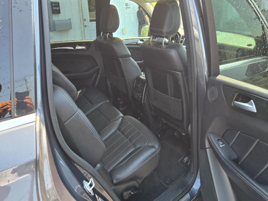 2016 Mercedes-Benz GL 4MATIC 4dr GL 450, available for sale in West Haven, Connecticut | Uzun Auto. West Haven, Connecticut 2016 Mercedes-Benz GL 4MATIC 4dr GL 450, available for sale in West Haven, Connecticut | Uzun Auto. West Haven, Connecticut