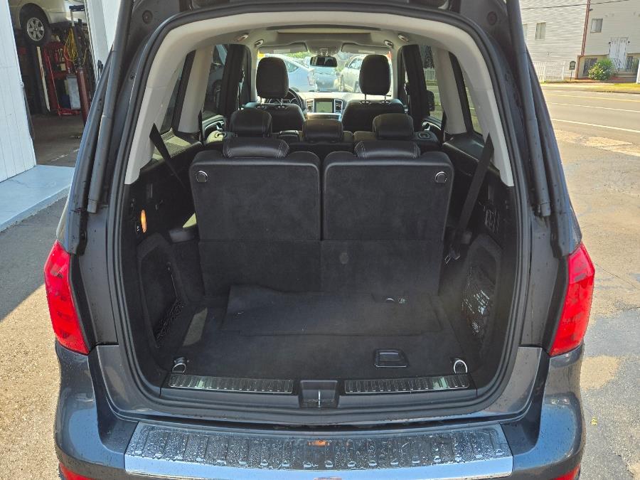 2016 Mercedes-Benz GL 4MATIC 4dr GL 450, available for sale in West Haven, Connecticut | Uzun Auto. West Haven, Connecticut 2016 Mercedes-Benz GL 4MATIC 4dr GL 450, available for sale in West Haven, Connecticut | Uzun Auto. West Haven, Connecticut