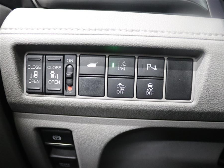 2019 Honda Odyssey TOURING, available for sale in Paterson, New Jersey | Fast Track Motors. Paterson, New Jersey 2019 Honda Odyssey TOURING, available for sale in Paterson, New Jersey | Fast Track Motors. Paterson, New Jersey
