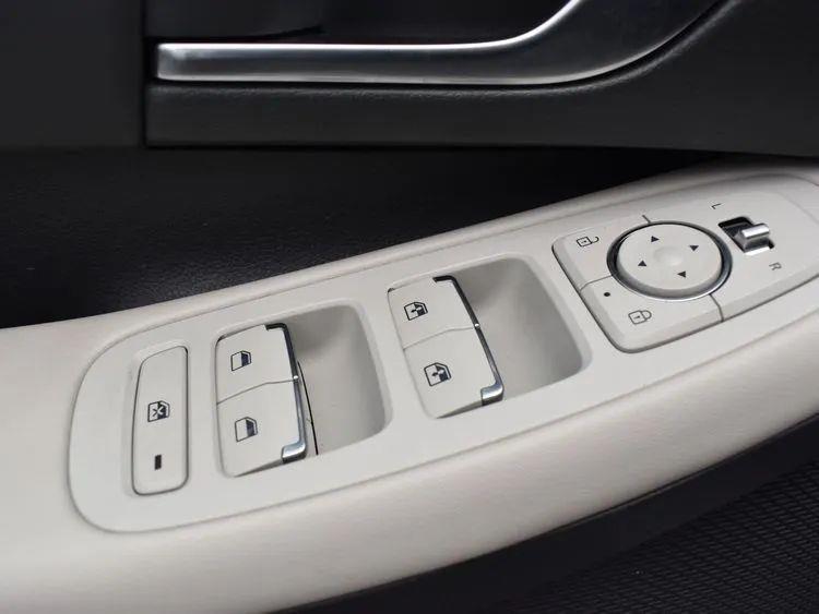 2023 Hyundai Sonata SEL Sedan 4D, available for sale in Irvington, New Jersey | NJ Used Cars Center. Irvington, New Jersey 2023 Hyundai Sonata SEL Sedan 4D, available for sale in Irvington, New Jersey | NJ Used Cars Center. Irvington, New Jersey