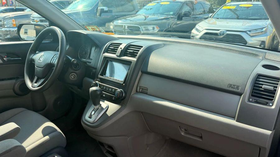 2010 Honda Cr-v LX Sport Utility 4D, available for sale in Linden, New Jersey | Route 27 Auto Mall. Linden, New Jersey 2010 Honda Cr-v LX Sport Utility 4D, available for sale in Linden, New Jersey | Route 27 Auto Mall. Linden, New Jersey