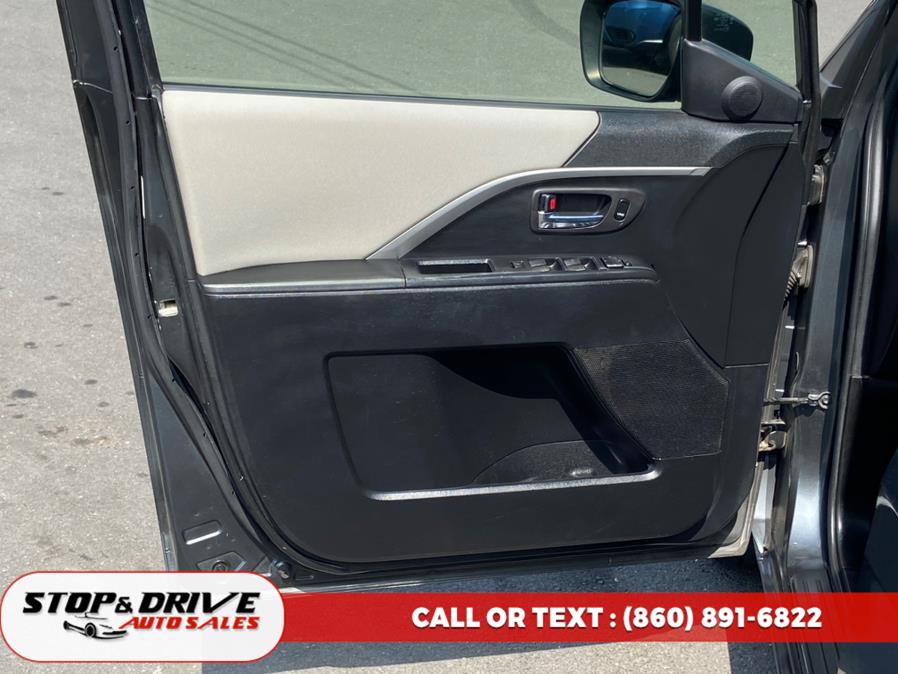2012 Mazda Mazda5 4dr Wgn Auto Sport, available for sale in East Windsor, Connecticut | Stop & Drive Auto Sales. East Windsor, Connecticut 2012 Mazda Mazda5 4dr Wgn Auto Sport, available for sale in East Windsor, Connecticut | Stop & Drive Auto Sales. East Windsor, Connecticut