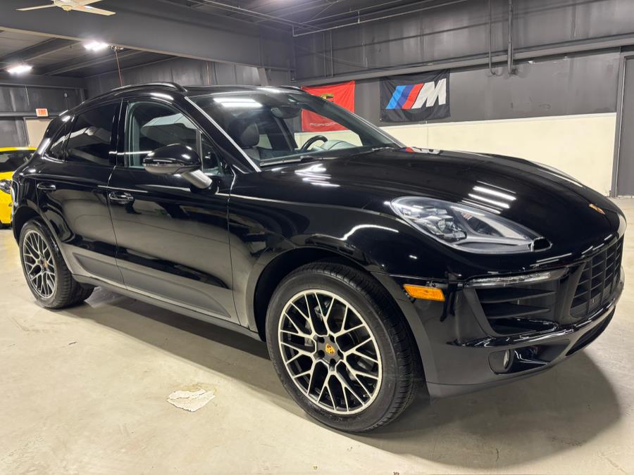 2018 Porsche Macan S photo 2