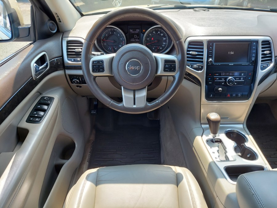 2011 Jeep Grand Cherokee 4WD 4dr Laredo, available for sale in East Windsor, Connecticut | United Auto Sales of E Windsor, Inc. East Windsor, Connecticut 2011 Jeep Grand Cherokee 4WD 4dr Laredo, available for sale in East Windsor, Connecticut | United Auto Sales of E Windsor, Inc. East Windsor, Connecticut