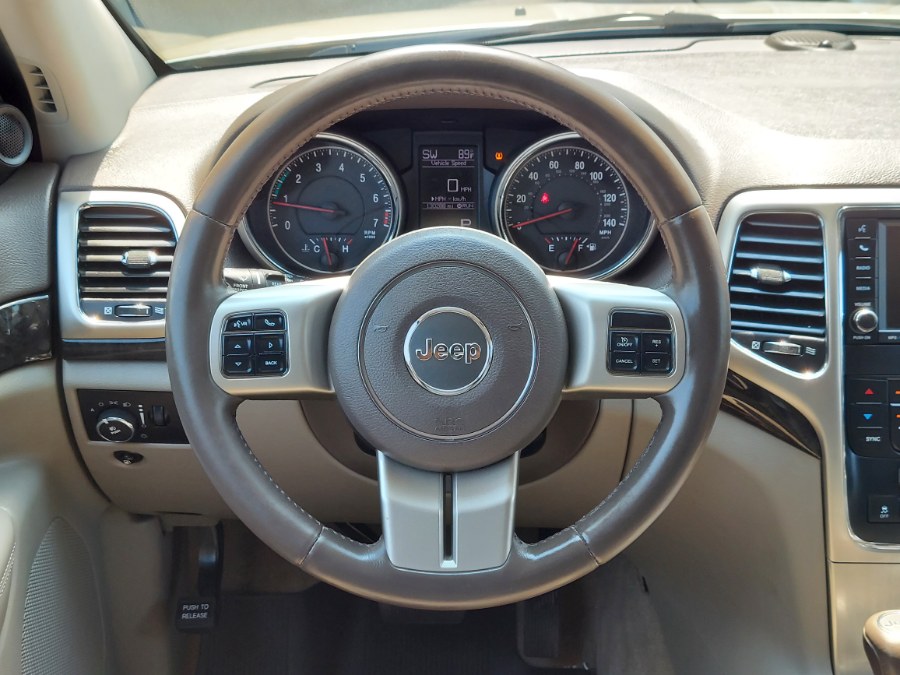 2011 Jeep Grand Cherokee 4WD 4dr Laredo, available for sale in East Windsor, Connecticut | United Auto Sales of E Windsor, Inc. East Windsor, Connecticut 2011 Jeep Grand Cherokee 4WD 4dr Laredo, available for sale in East Windsor, Connecticut | United Auto Sales of E Windsor, Inc. East Windsor, Connecticut