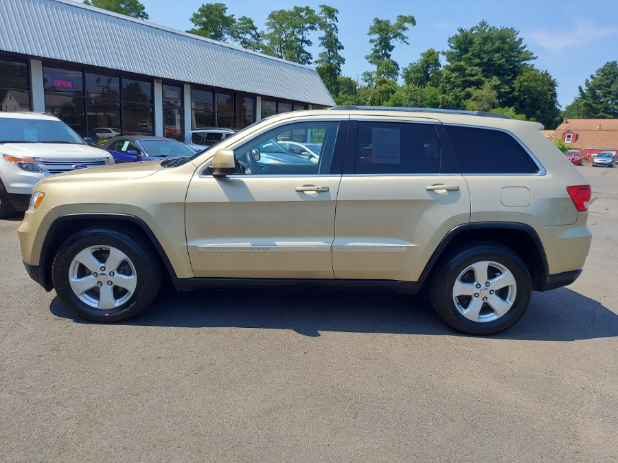2011 Jeep Grand Cherokee 4WD 4dr Laredo, available for sale in East Windsor, Connecticut | United Auto Sales of E Windsor, Inc. East Windsor, Connecticut 2011 Jeep Grand Cherokee 4WD 4dr Laredo, available for sale in East Windsor, Connecticut | United Auto Sales of E Windsor, Inc. East Windsor, Connecticut
