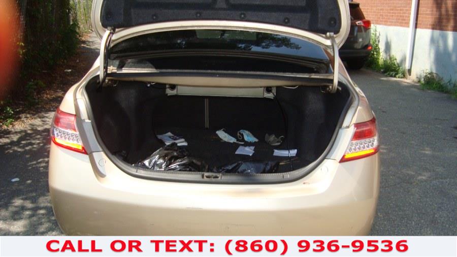 2010 Toyota Camry 4dr Sdn I4 Man SE (Natl), available for sale in Hartford, Connecticut | Lee Motors Sales Inc. Hartford, Connecticut 2010 Toyota Camry 4dr Sdn I4 Man SE (Natl), available for sale in Hartford, Connecticut | Lee Motors Sales Inc. Hartford, Connecticut