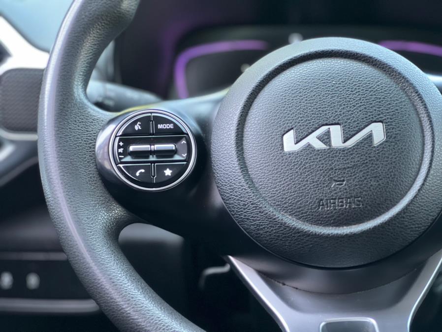 2024 Kia Soul LX IVT, available for sale in Irvington, New Jersey | Elis Motors Corp. Irvington, New Jersey 2024 Kia Soul LX IVT, available for sale in Irvington, New Jersey | Elis Motors Corp. Irvington, New Jersey