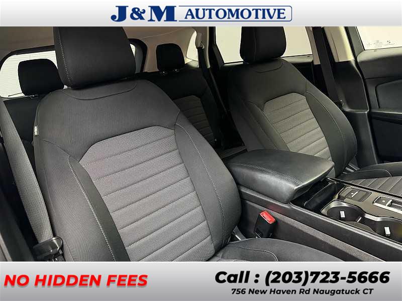 2020 Ford Edge SE, available for sale in Naugatuck, Connecticut | J&M Automotive Sls&Svc LLC. Naugatuck, Connecticut 2020 Ford Edge SE, available for sale in Naugatuck, Connecticut | J&M Automotive Sls&Svc LLC. Naugatuck, Connecticut