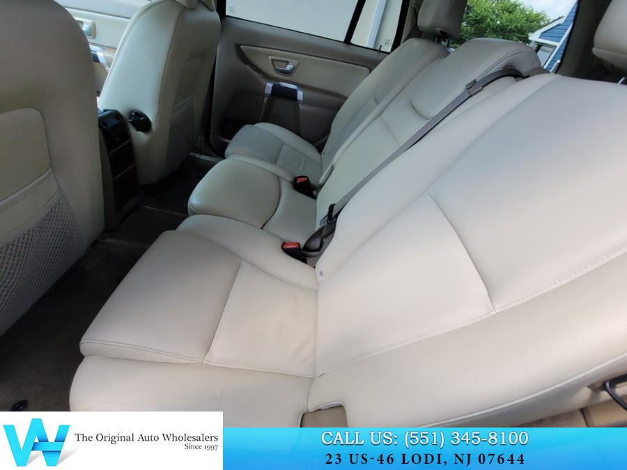 2007 Volvo XC90 AWD 4dr V8, available for sale in Lodi, New Jersey | AW Auto & Truck Wholesalers, Inc. Lodi, New Jersey 2007 Volvo XC90 AWD 4dr V8, available for sale in Lodi, New Jersey | AW Auto & Truck Wholesalers, Inc. Lodi, New Jersey
