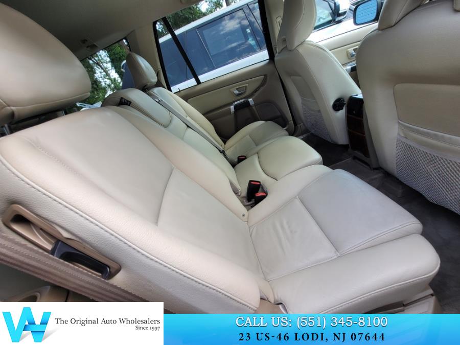 2007 Volvo XC90 AWD 4dr V8, available for sale in Lodi, New Jersey | AW Auto & Truck Wholesalers, Inc. Lodi, New Jersey 2007 Volvo XC90 AWD 4dr V8, available for sale in Lodi, New Jersey | AW Auto & Truck Wholesalers, Inc. Lodi, New Jersey