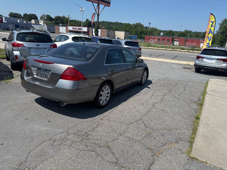 2007 Honda Accord Sdn 4dr V6 AT EX-L ULEV, available for sale in Worcester, Massachusetts | Worcester Auto Outlet LLC. Worcester, Massachusetts 2007 Honda Accord Sdn 4dr V6 AT EX-L ULEV, available for sale in Worcester, Massachusetts | Worcester Auto Outlet LLC. Worcester, Massachusetts