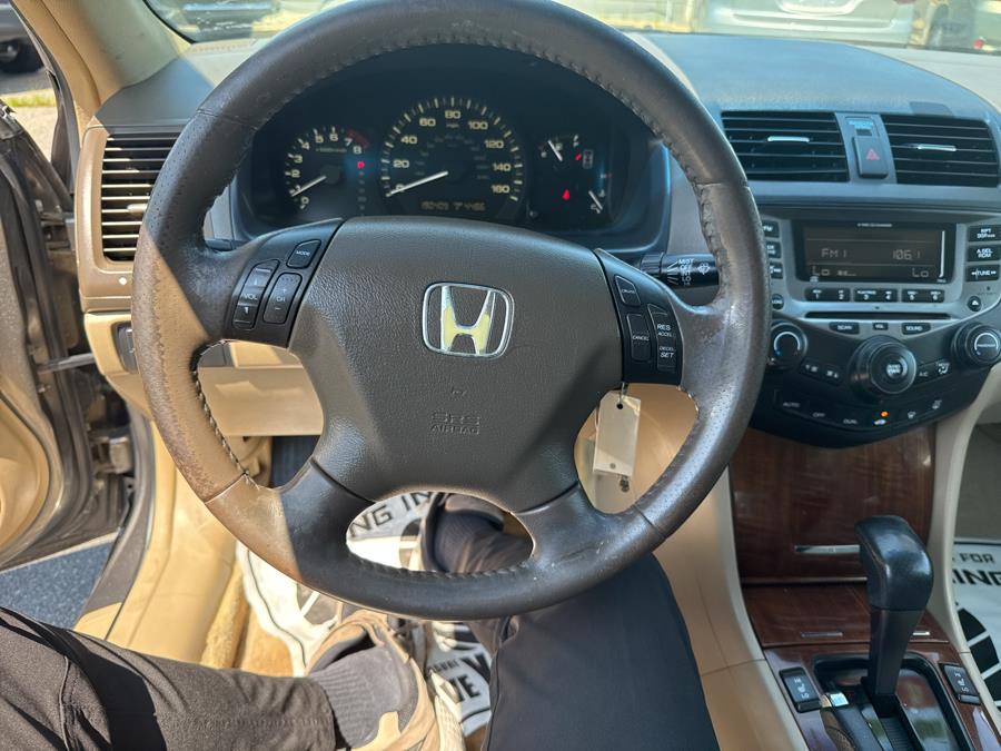 2007 Honda Accord Sdn 4dr V6 AT EX-L ULEV, available for sale in Worcester, Massachusetts | Worcester Auto Outlet LLC. Worcester, Massachusetts 2007 Honda Accord Sdn 4dr V6 AT EX-L ULEV, available for sale in Worcester, Massachusetts | Worcester Auto Outlet LLC. Worcester, Massachusetts