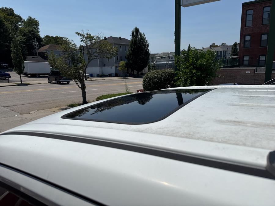 2011 Honda Pilot 2WD 4dr EX-L, available for sale in Worcester, Massachusetts | Worcester Auto Outlet LLC. Worcester, Massachusetts 2011 Honda Pilot 2WD 4dr EX-L, available for sale in Worcester, Massachusetts | Worcester Auto Outlet LLC. Worcester, Massachusetts