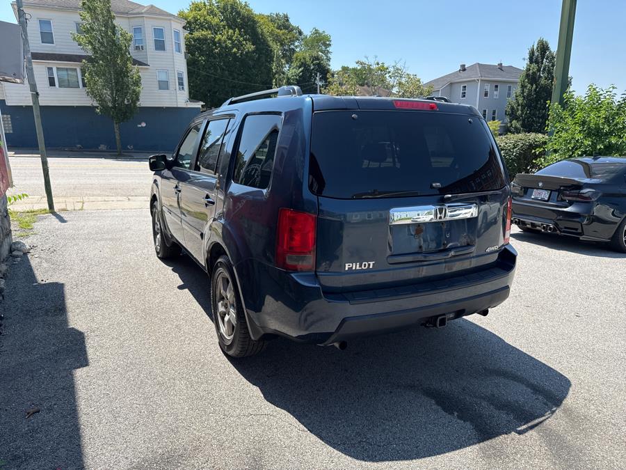 2010 Honda Pilot 4WD 4dr EX, available for sale in Worcester, Massachusetts | Worcester Auto Outlet LLC. Worcester, Massachusetts 2010 Honda Pilot 4WD 4dr EX, available for sale in Worcester, Massachusetts | Worcester Auto Outlet LLC. Worcester, Massachusetts