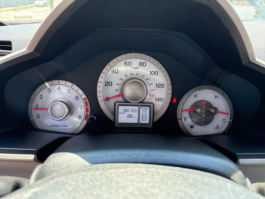 2010 Honda Pilot 4WD 4dr EX, available for sale in Worcester, Massachusetts | Worcester Auto Outlet LLC. Worcester, Massachusetts 2010 Honda Pilot 4WD 4dr EX, available for sale in Worcester, Massachusetts | Worcester Auto Outlet LLC. Worcester, Massachusetts