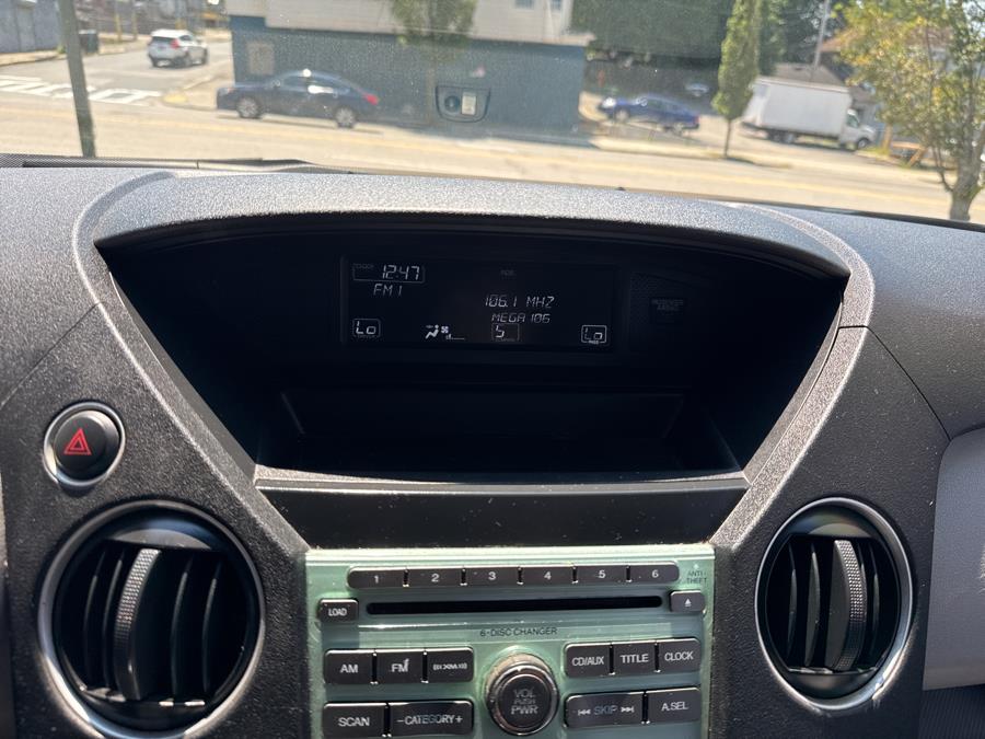 2010 Honda Pilot 4WD 4dr EX, available for sale in Worcester, Massachusetts | Worcester Auto Outlet LLC. Worcester, Massachusetts 2010 Honda Pilot 4WD 4dr EX, available for sale in Worcester, Massachusetts | Worcester Auto Outlet LLC. Worcester, Massachusetts