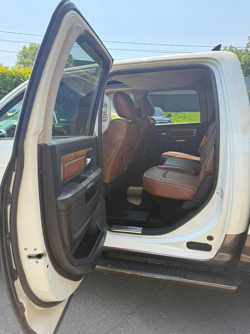 2018 Ram 1500 Longhorn 4x4 Crew Cab 5''7" Box *Ltd Avail*, available for sale in Windsor Locks, Connecticut | JANNA MOTORS LLC. Windsor Locks, Connecticut 2018 Ram 1500 Longhorn 4x4 Crew Cab 5''7" Box *Ltd Avail*, available for sale in Windsor Locks, Connecticut | JANNA MOTORS LLC. Windsor Locks, Connecticut