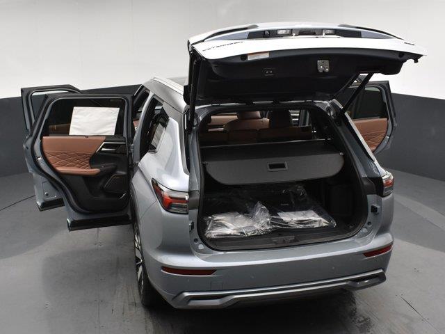 2025 Mitsubishi Outlander SEL, available for sale in Woodside, New York | Drive Central. Woodside, New York 2025 Mitsubishi Outlander SEL, available for sale in Woodside, New York | Drive Central. Woodside, New York