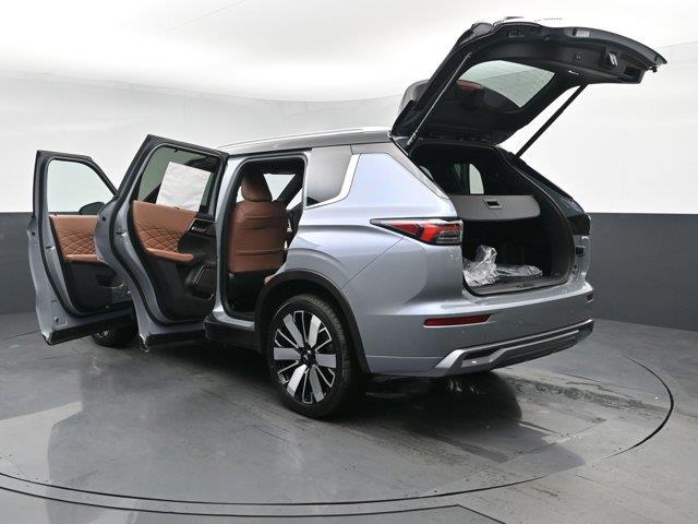 2025 Mitsubishi Outlander SEL, available for sale in Woodside, New York | Drive Central. Woodside, New York 2025 Mitsubishi Outlander SEL, available for sale in Woodside, New York | Drive Central. Woodside, New York