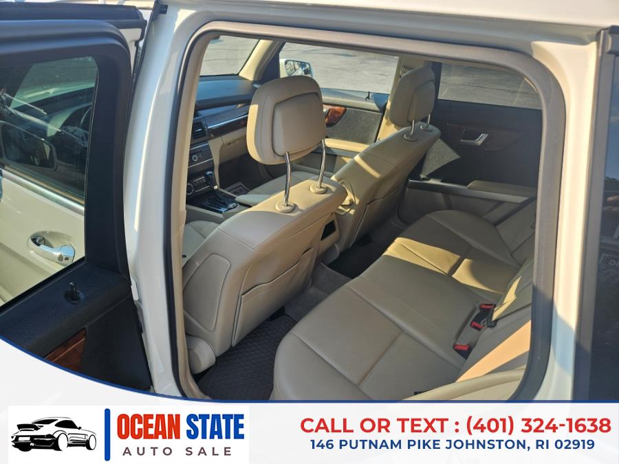 2012 Mercedes-Benz GLK-Class 4MATIC 4dr GLK 350, available for sale in Johnston, Rhode Island | Ocean State Auto Sales. Johnston, Rhode Island 2012 Mercedes-Benz GLK-Class 4MATIC 4dr GLK 350, available for sale in Johnston, Rhode Island | Ocean State Auto Sales. Johnston, Rhode Island