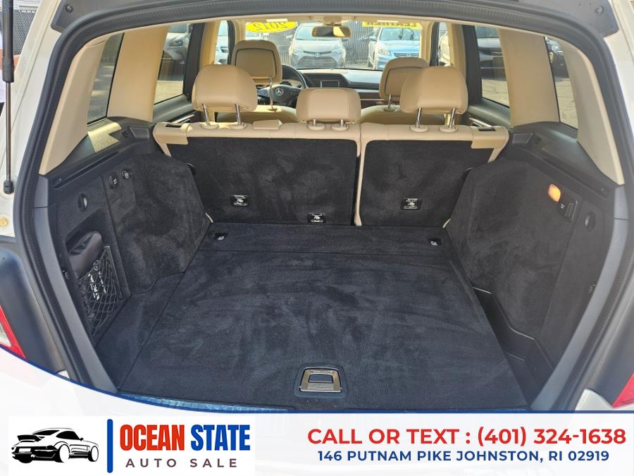 2012 Mercedes-Benz GLK-Class 4MATIC 4dr GLK 350, available for sale in Johnston, Rhode Island | Ocean State Auto Sales. Johnston, Rhode Island 2012 Mercedes-Benz GLK-Class 4MATIC 4dr GLK 350, available for sale in Johnston, Rhode Island | Ocean State Auto Sales. Johnston, Rhode Island