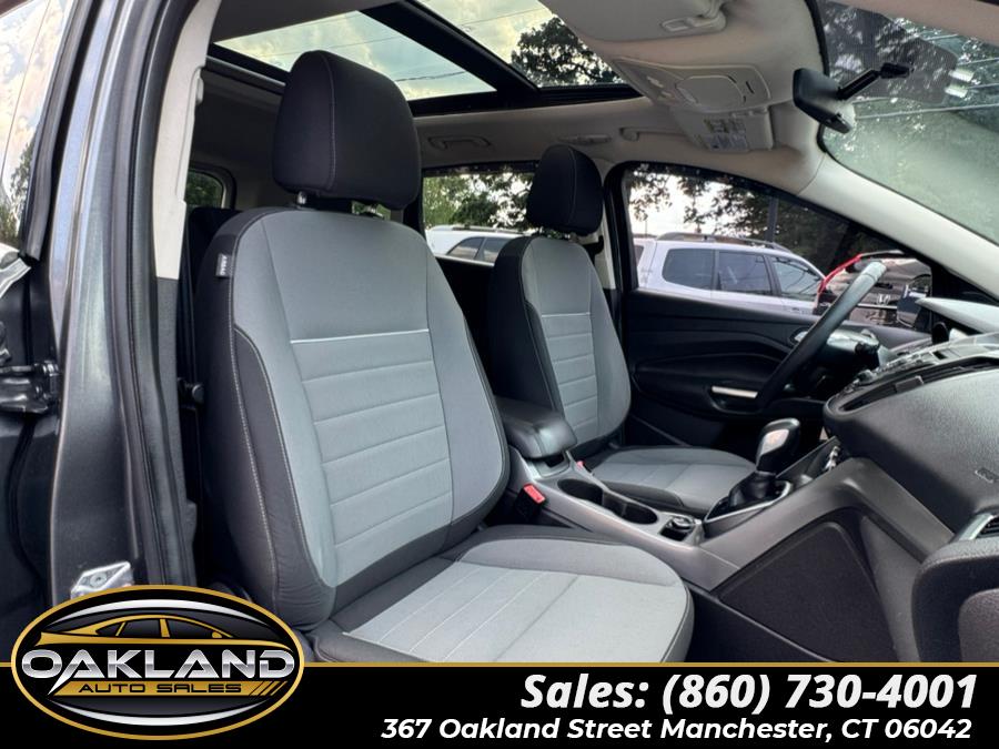 2013 Ford Escape 4WD 4dr SE, available for sale in Manchester, Connecticut | Oakland Auto Sales. Manchester, Connecticut 2013 Ford Escape 4WD 4dr SE, available for sale in Manchester, Connecticut | Oakland Auto Sales. Manchester, Connecticut