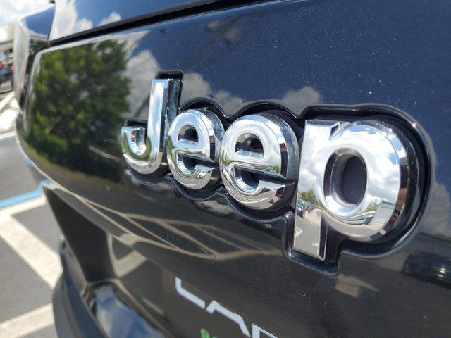 2019 Jeep Cherokee Latitude Plus FWD, available for sale in Fort Myers, Florida | Carlux Fort Myers. Fort Myers, Florida 2019 Jeep Cherokee Latitude Plus FWD, available for sale in Fort Myers, Florida | Carlux Fort Myers. Fort Myers, Florida