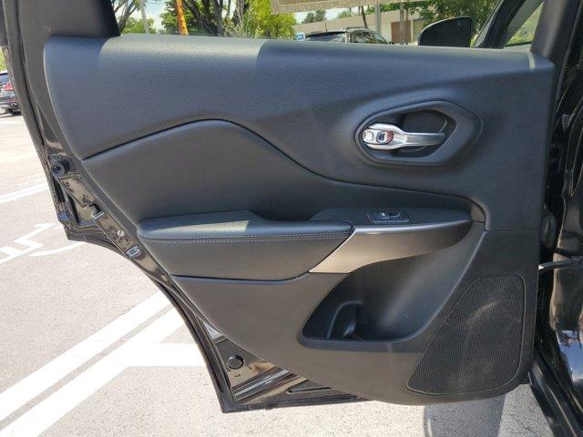 2019 Jeep Cherokee Latitude Plus FWD, available for sale in Fort Myers, Florida | Carlux Fort Myers. Fort Myers, Florida 2019 Jeep Cherokee Latitude Plus FWD, available for sale in Fort Myers, Florida | Carlux Fort Myers. Fort Myers, Florida